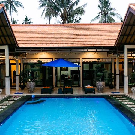 Mias Jungle House Hotell Lovina Eksteriør bilde
