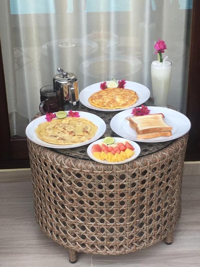 Mias Jungle House Hotell Lovina Eksteriør bilde