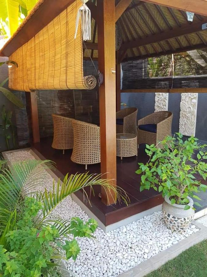 Mias Jungle House Hotell Lovina Eksteriør bilde