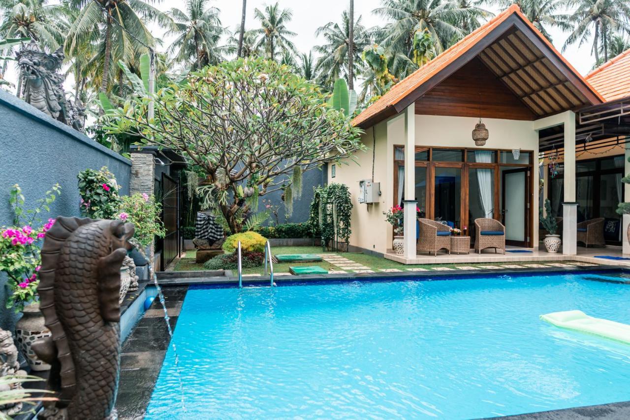 Mias Jungle House Hotell Lovina Eksteriør bilde